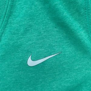 Dri Fit NIKE workout shirt! Light green, breathable fabric! Size small